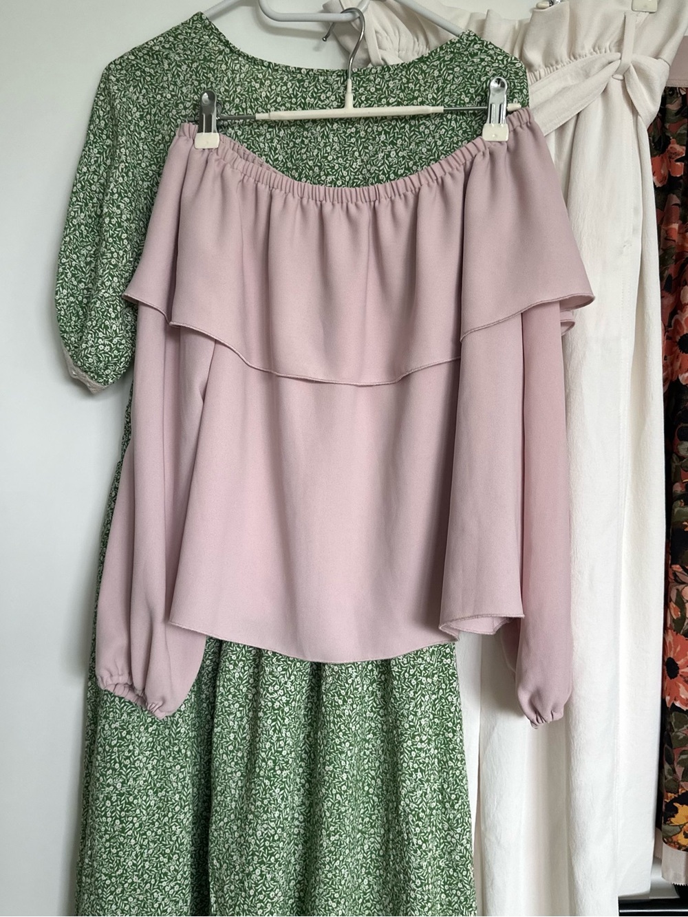Wilfred Blush Pink Off-Shoulder Top